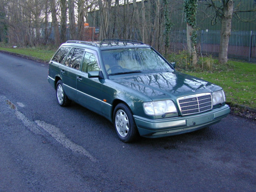 Mercedes-Benz 320  Ref 8718 - IN TRANSIT REFUNDABLE DEPOSIT CAN SECURE - Mercedes Benz W124 32 
