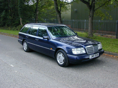 Mercedes-Benz 200  Ref 8734 - Mercedes Benz W124 e200 Auto Estate - Air Con (RHD - UK Car)