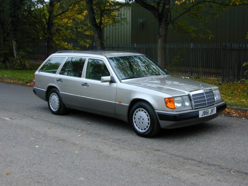 Mercedes-Benz 200  Ref 8747 - Mercedes Benz W124 e200 Automatic Estate - Air Con (RHD - UK Car 