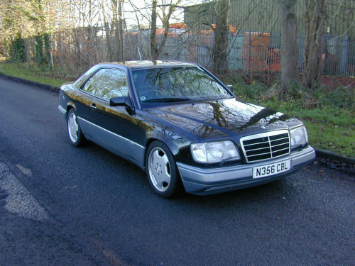 Mercedes-Benz 320  8769 - Mercedes Benz W124 320ce Coupe Automatic – Air Con (RHD - UK Car) 