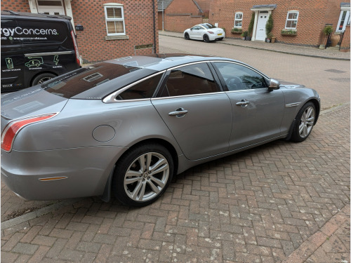 Jaguar XJ  Ref 8785 - Jaguar XJ X351 3.0 V6 Diesel Premium Luxury (RHD - UK Car) 