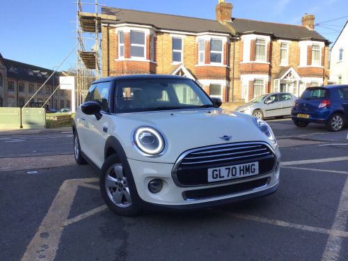 MINI Hatchback  1.5 Cooper Classic II 3dr