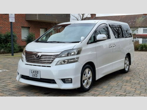 Toyota Alphard  AUTO 5-Door