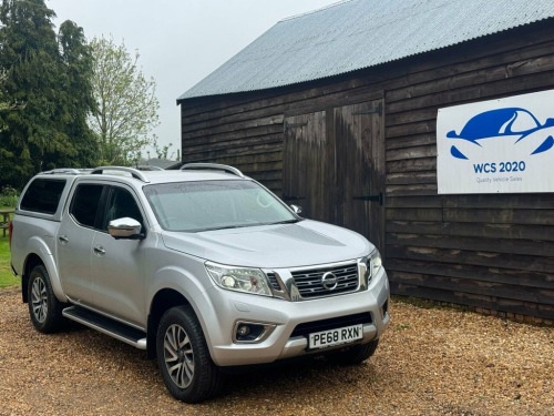 Nissan Navara  2.3 dCi Tekna Pickup Double Cab 4dr Diesel Manual 