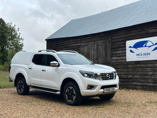 Nissan Navara  2.3 dCi Tekna Pickup Double Cab 4dr Diesel Manual 