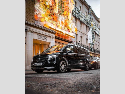 Mercedes-Benz V-Class  2.0 V220d Sport MPV 5dr Diesel G-Tronic+ Euro 6 (s 
