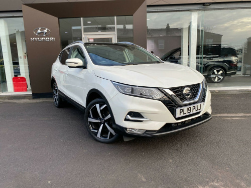 Nissan Qashqai  1.3 DiG-T Tekna 5dr