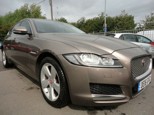 Jaguar XF  2.0d Portfolio Auto Euro 6 (s/s) 4dr