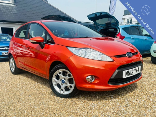 Ford Fiesta  1.25 Zetec Hatchback 5dr Petrol Manual (129 g/km, 