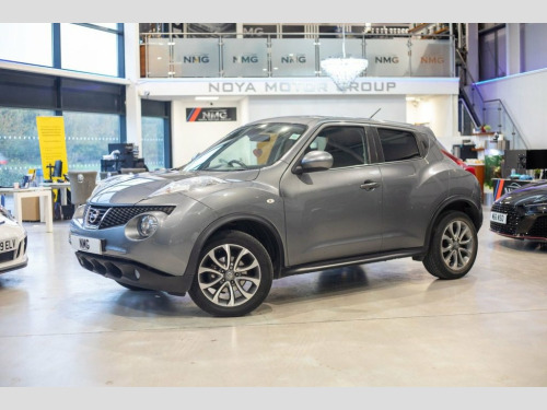 Nissan Juke  1.6 Tekna SUV 5dr Petrol CVT Euro 5 (117 ps)