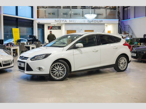 Ford Focus  1.0T EcoBoost Zetec Navigator Hatchback 5dr Petrol