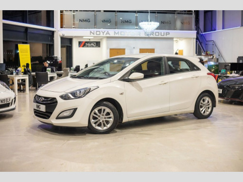 Hyundai i30  1.4 Active Hatchback 5dr Petrol Manual Euro 5 (100