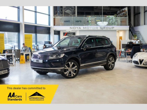 Volkswagen Touareg  3.0 TDI V6 BlueMotion Tech R-Line SUV 5dr Diesel T