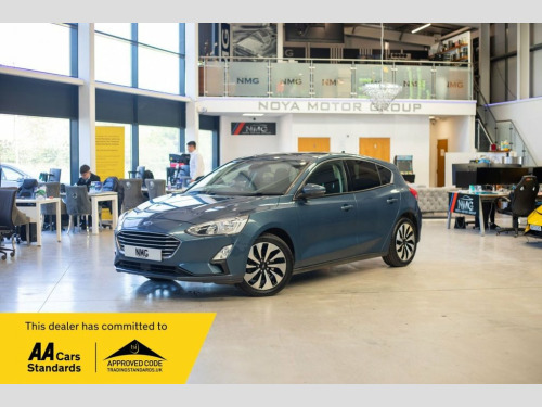Ford Focus  1.0T EcoBoost Zetec Hatchback 5dr Petrol Manual Eu