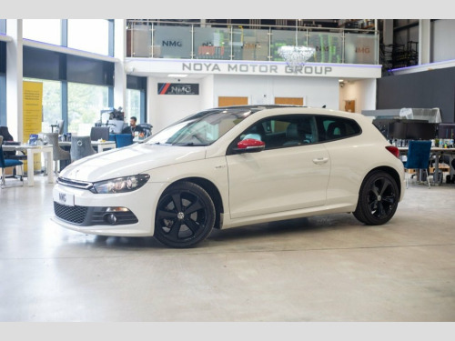 Volkswagen Scirocco  2.0 TDI GTS Hatchback 3dr Diesel DSG Euro 5 (177 p