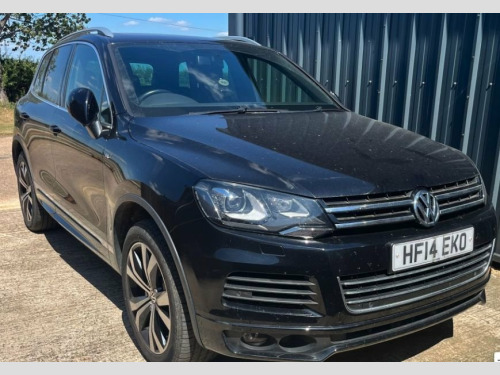 Volkswagen Touareg  3.0 TDI V6 BlueMotion Tech R-Line SUV 5dr Diesel T