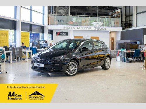 Vauxhall Astra  1.5 Turbo D Elite Nav Hatchback 5dr Diesel Manual 