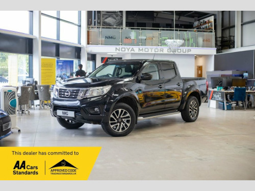 Nissan Navara  2.3 dCi N-Connecta Pickup Double Cab 4dr Diesel Ma