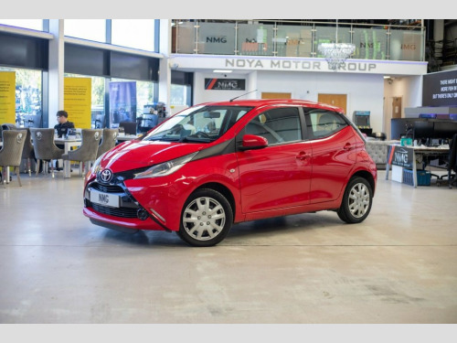 Toyota AYGO  1.0 VVT-i x-play Hatchback 5dr Petrol Manual Euro 