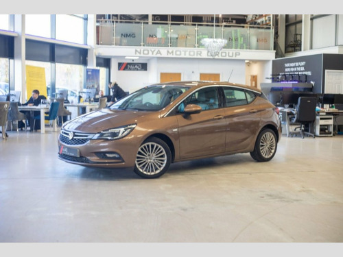 Vauxhall Astra  1.6 CDTi BlueInjection Elite Hatchback 5dr Diesel 