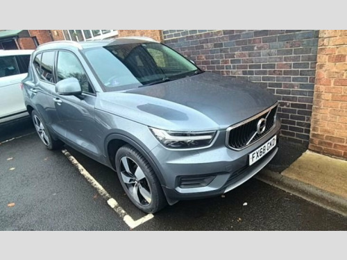 Volvo XC40  1.5 T3 Momentum SUV 5dr Petrol Manual Euro 6 (s/s) 