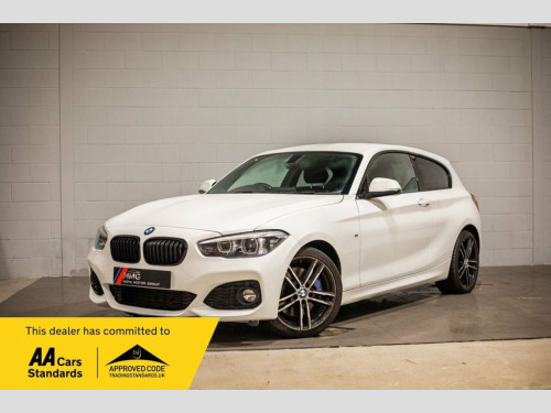 BMW 1 Series  1.5 118i M Sport Shadow Edition Hatchback 3dr Petr 