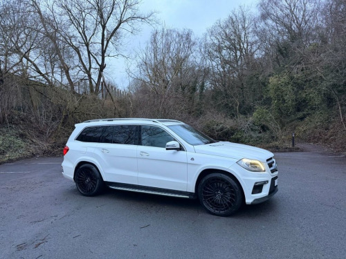 Mercedes-Benz GL-Class GL350 3.0 GL350 V6 BlueTEC AMG Sport SUV 5dr Diesel G-Tr 