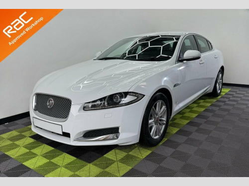 Jaguar XF  2.2d Luxury Saloon 4dr Diesel Auto Euro 5 (s/s) (1