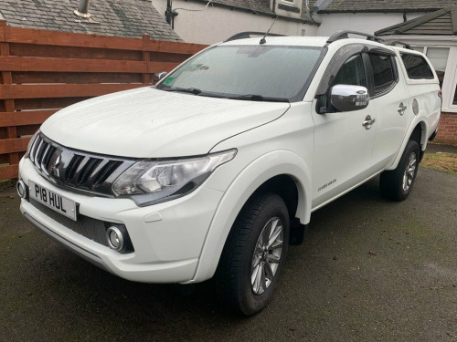 Mitsubishi L200  2.4 DI-D DC Barbarian Pickup Double Cab 4dr Diesel