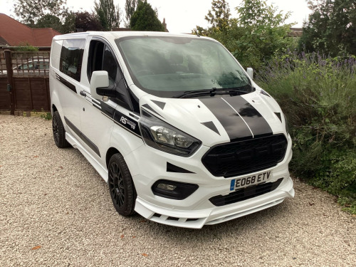 Ford Transit Custom  2.0 320 EcoBlue Crew Van L1 H1 Euro 6 5dr (6 Seat)