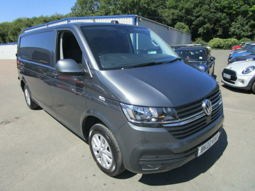 Volkswagen Transporter  2.0 TDI T30 Highline FWD LWB Euro 6 (s/s) 5dr
