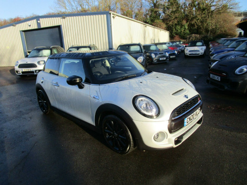 MINI Hatch  2.0 Cooper S Classic Euro 6 (s/s) 3dr 