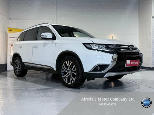 Mitsubishi Outlander  2.2 DI-D 3 SUV 5dr Diesel Manual 4WD Euro 6 (s/s) 