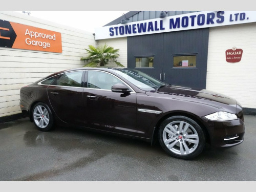 Jaguar XJ  3.0d V6 Premium Luxury Saloon 4dr Diesel Auto Euro