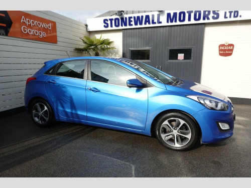 Hyundai i30  1.4 Blue Drive SE Nav Hatchback 5dr Petrol Manual 