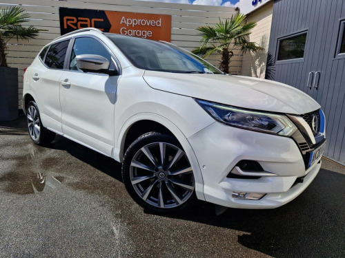 Nissan Qashqai  1.3 DIG-T Tekna+ SUV 5dr Petrol Manual Euro 6 (s/s