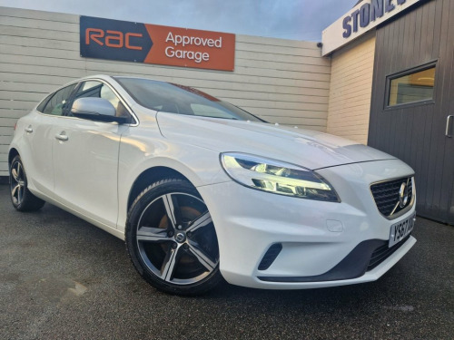 Volvo V40  2.0 T2 R-Design Hatchback 5dr Petrol Manual Euro 6 