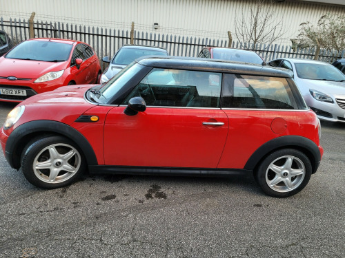 MINI Cooper  COOPER 3-Door