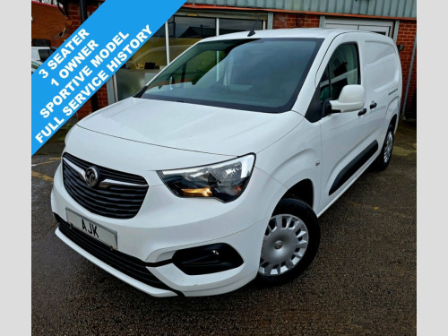 Vauxhall Combo  1.5 Turbo D 2300 Sportive Panel Van 4dr Diesel Man