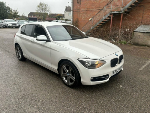 BMW 1 Series   2.0 118d Sport Hatchback 5dr Diesel Manual (stop/