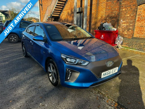 Hyundai IONIQ  28kWh Premium Hatchback 5dr Electric Auto (120 ps)