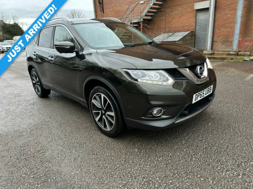 Nissan X-Trail  1.6 dCi Tekna SUV 5dr Diesel Manual 4WD Euro 6 (s/