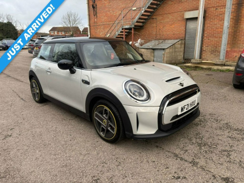 MINI Hatch  32.6kWh Level 1 Hatchback 3dr Electric Auto (184 p