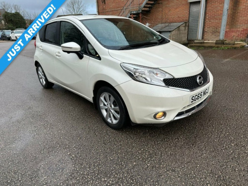 Nissan Note  1.2 DIG-S Tekna Hatchback 5dr Petrol CVT Euro 5 (s