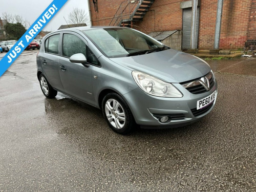 Vauxhall Corsa  1.2i 16v Energy Hatchback 5dr Petrol Manual (a/c) 