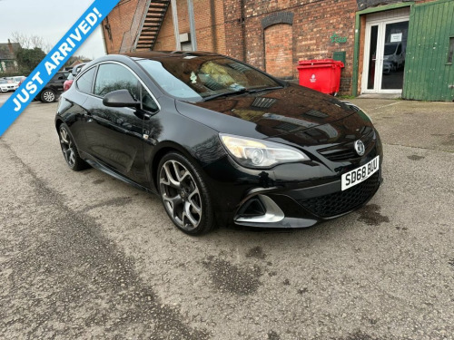 Vauxhall Astra GTC  2.0T VXR Coupe 3dr Petrol Manual Euro 6 (stop/star