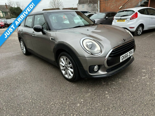 MINI Clubman  1.5 Cooper Estate 6dr Petrol Auto Euro 6 (stop/sta