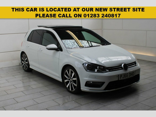 Volkswagen Golf  2.0 TDI BlueMotion Tech R-Line Edition Hatchback 5