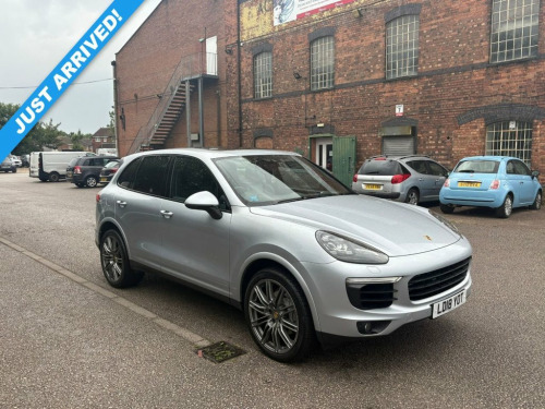 Porsche Cayenne  3.0 TD V6 Platinum Edition SUV 5dr Diesel Tiptroni