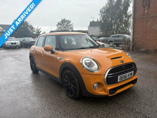 MINI Hatch  2.0 Cooper S Hatchback 5dr Petrol Manual Euro 6 (s